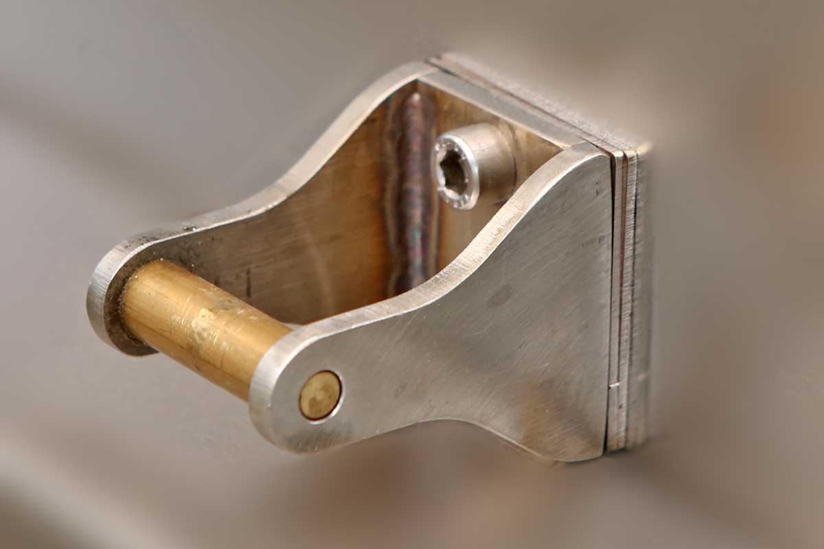 Nasello acciaio-ottone